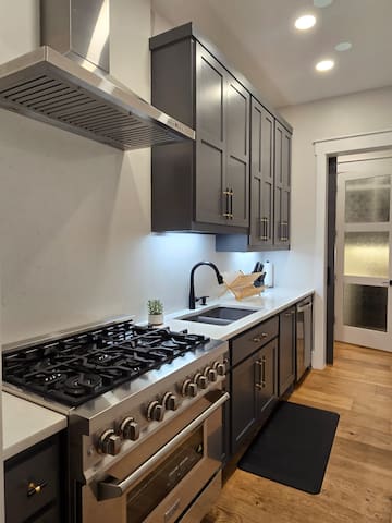 Roxell Ranch-A Country Retreat
12 Guests 6 beds - Brenham