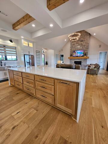 Roxell Ranch-A Country Retreat
12 Guests 6 beds - Brenham