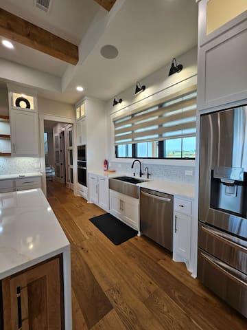 Roxell Ranch-A Country Retreat
12 Guests 6 beds - Brenham