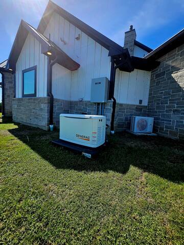 Roxell Ranch-A Country Retreat
12 Guests 6 beds - Brenham