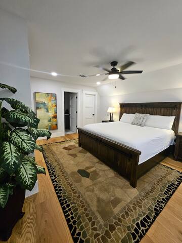 Roxell Ranch-A Country Retreat
12 Guests 6 beds - Brenham