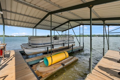 Ask us about our optional daily pontoon boat rental!