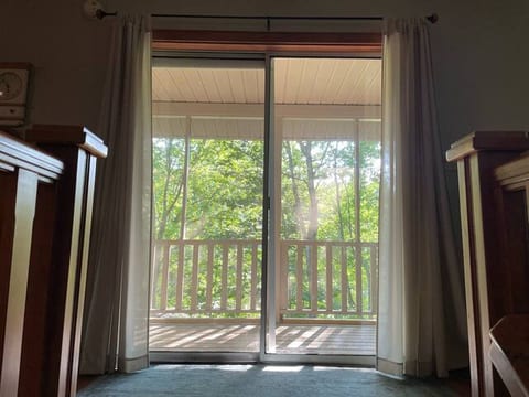 Cabin Retreat – Relaxation and Adventure Await