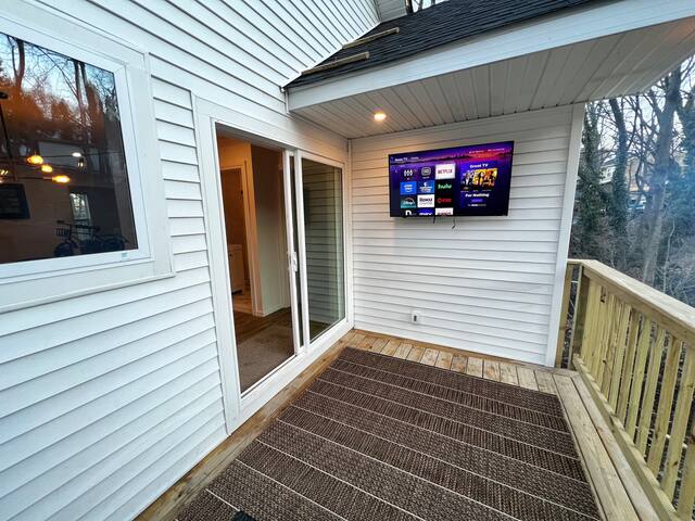 2 Bedroom Apartment in SONO!