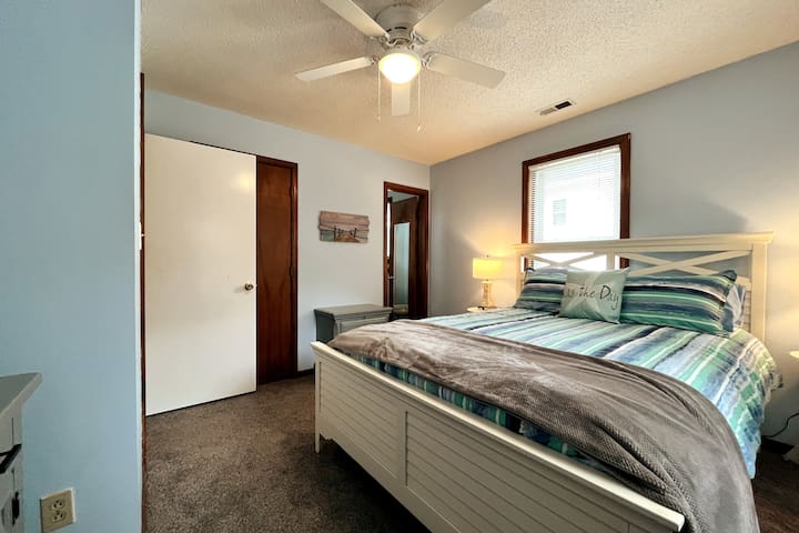 Forever Young - Hot Tub & Pet Friendly