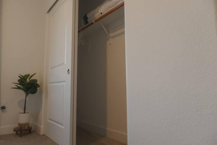 Modern Clean Casita with private bath, kitchenette - Stockton Modern Clean Casita with private bath, kitchenette - Stockton