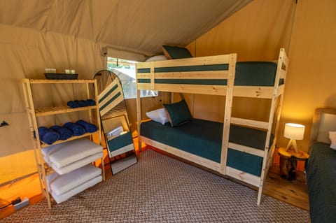 Lakeside Escape | Glamping Retreat at Lake Livingston