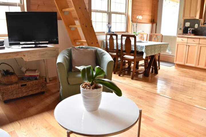 Acre By The Sea Guest Suite