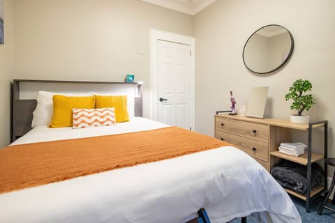 Unique 1BR: In-Unit Laundry, Parking, Yoga Gym
