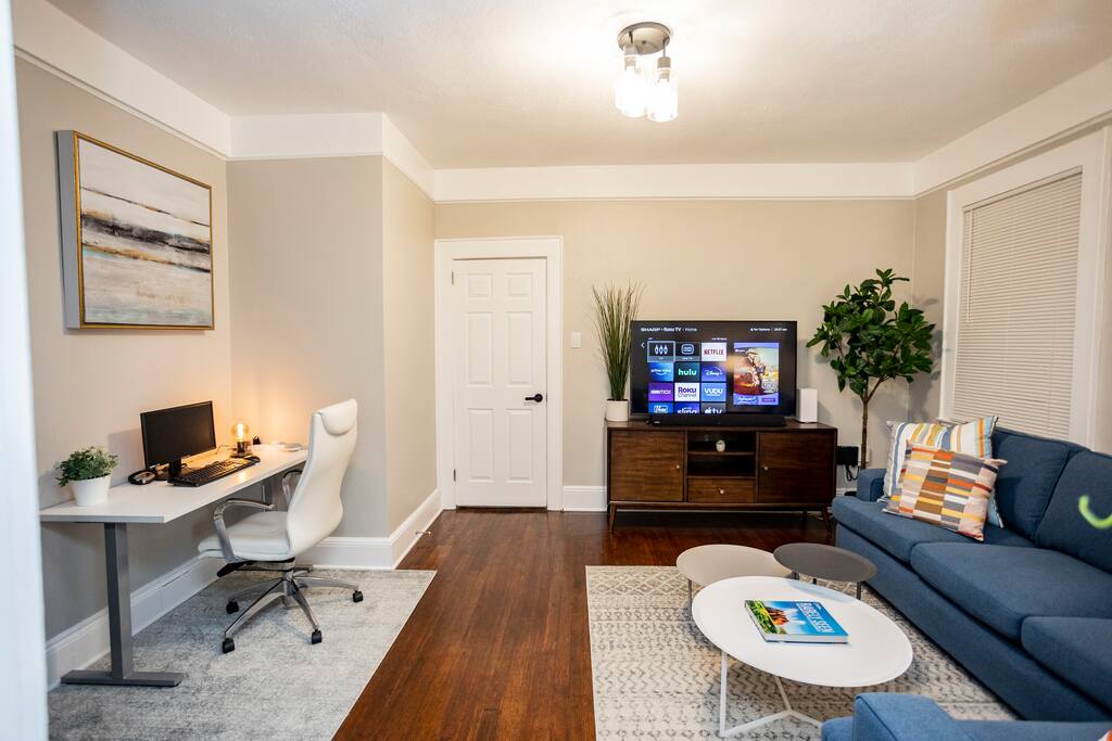 unique-1br:-in-unit-laundry-parking-yoga-gym/