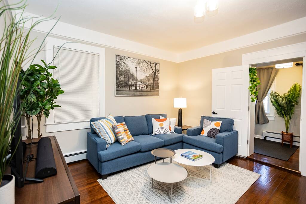 unique-1br:-in-unit-laundry-parking-yoga-gym/