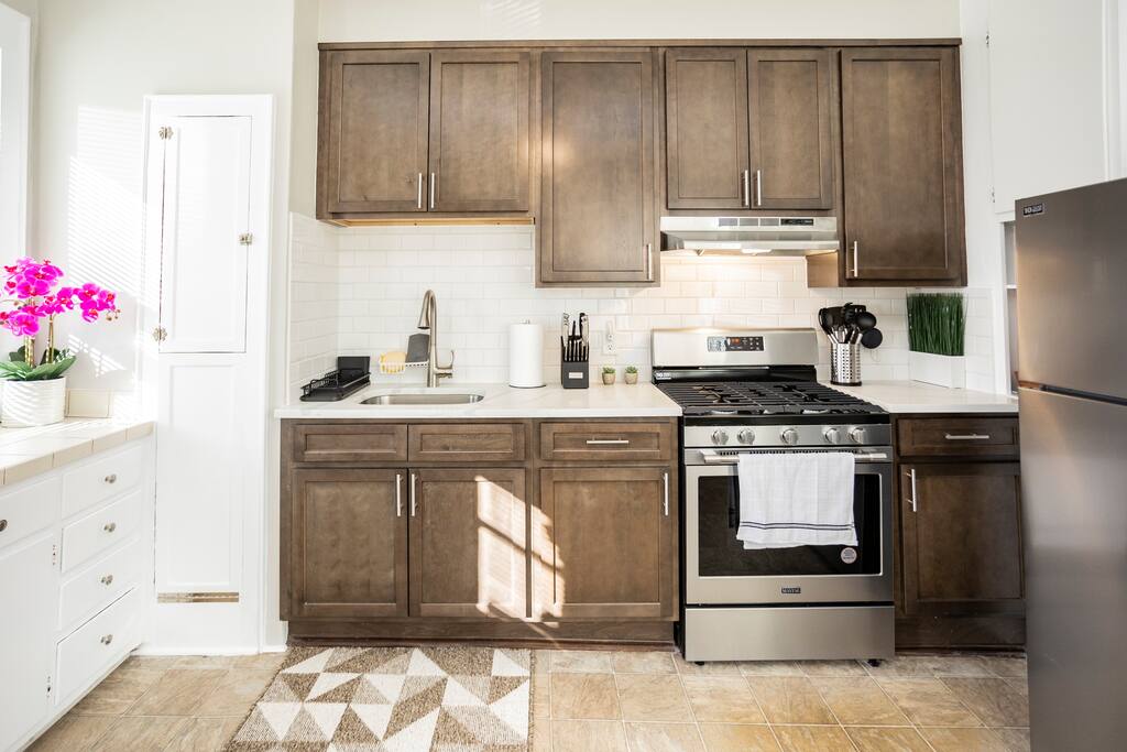 unique-1br:-in-unit-laundry-parking-yoga-gym/