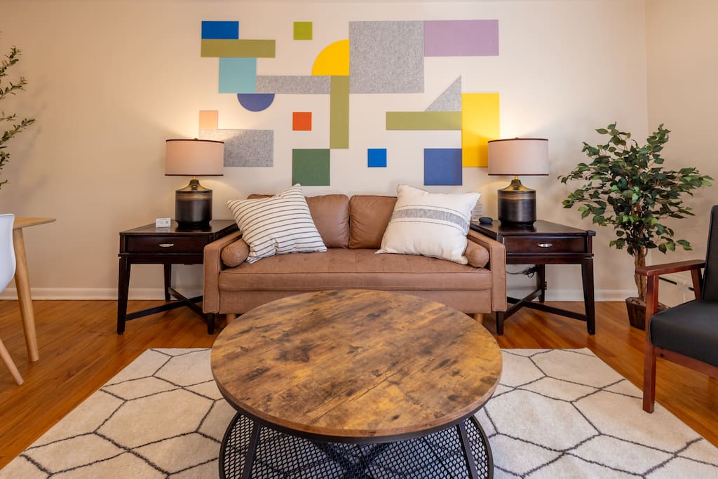 huge-2-bed-in-belleville:-park2cars-pets-laundry/