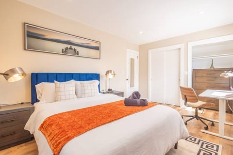 Bloomfield 2 Bed: Laundry In-Unit, Pets, Parking