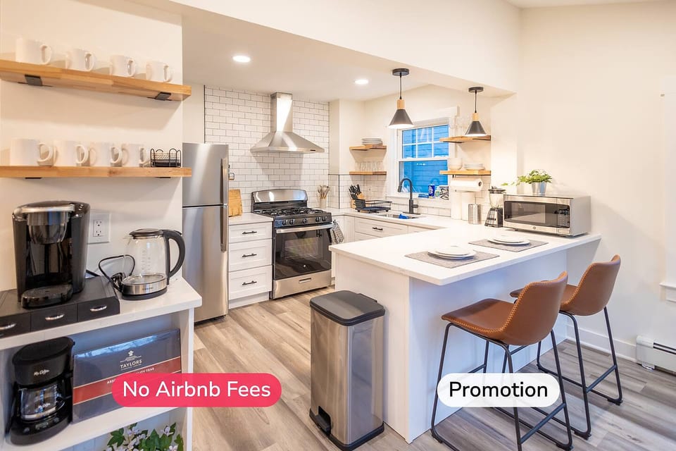 Bloomfield 3 Bed: Walk 2 Train, Laundry, Pets OK - Bloomfield
