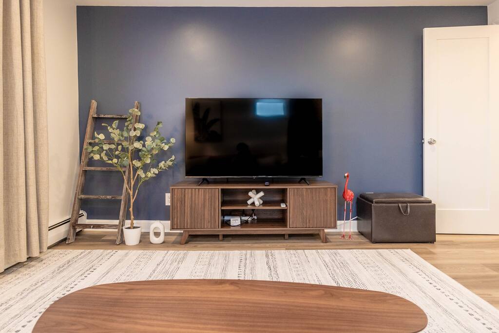 lodi-1-bed:-in-unit-laundry-fios-safe-private/