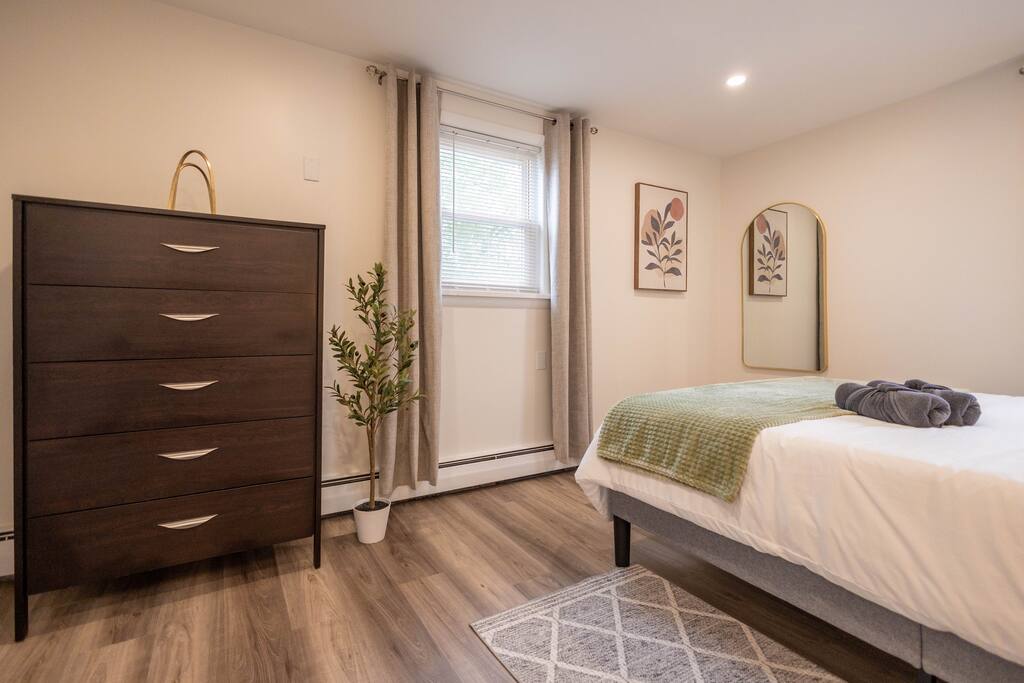 lodi-1-bed:-in-unit-laundry-fios-safe-private/