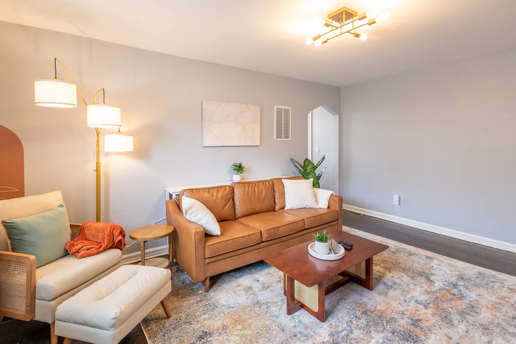 clifton-1-bed-park2cars-pets-ok-laundry-fios/