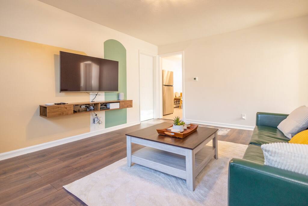 clifton-1-bed-parking-pets-ok-laundry-fios/