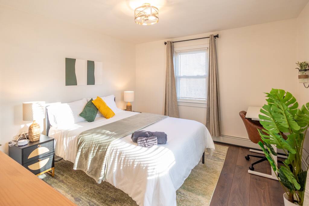 clifton-1-bed-parking-pets-ok-laundry-fios/