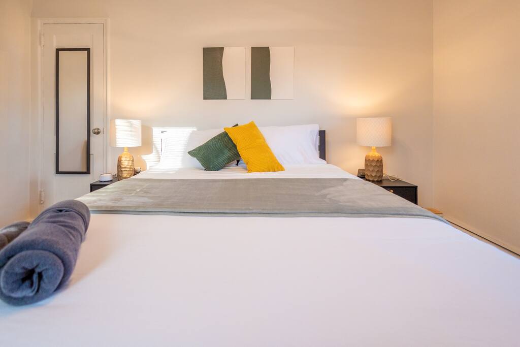 clifton-1-bed-parking-pets-ok-laundry-fios/