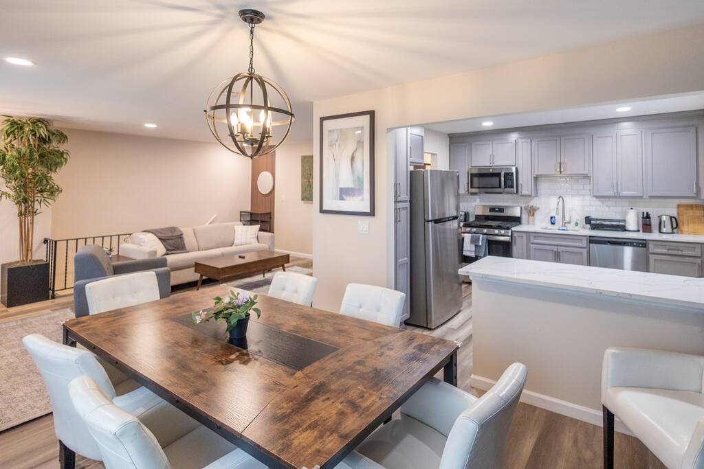 South Orange 3BR/2BA, Walk2Train, Parking, Laundry