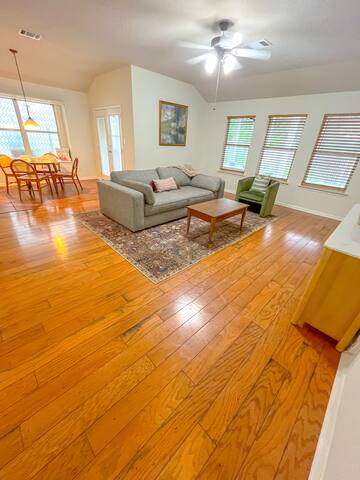 Rare Find | 3Bed 2 Bath Stay By SeaWorld + UTSA