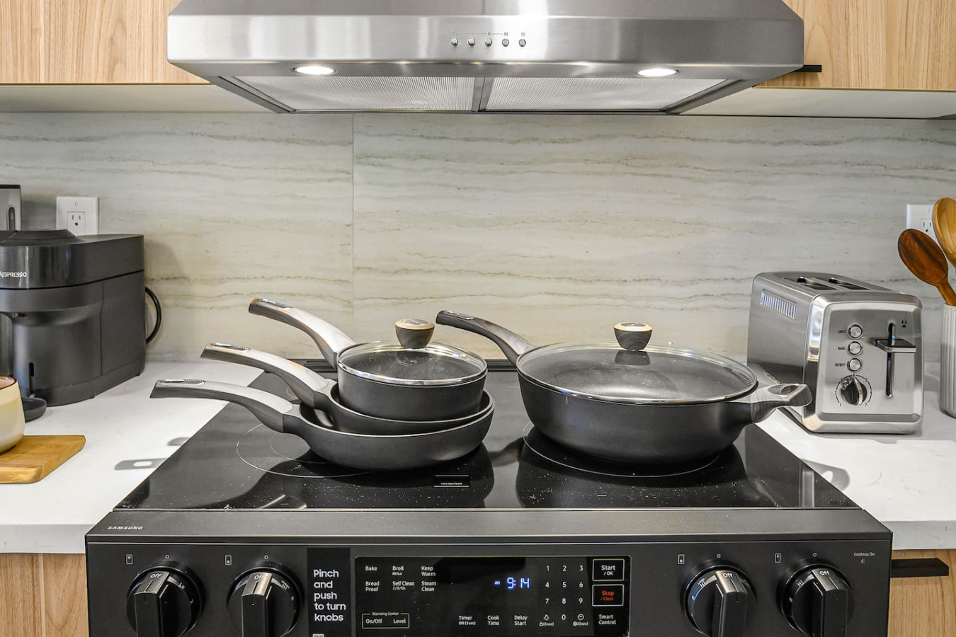 villa-driftwood-by-downtown-and-beach/