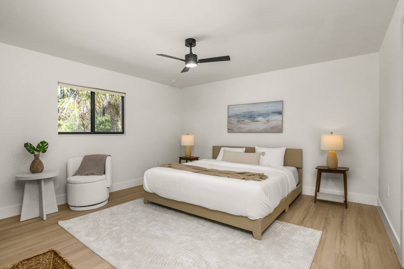 villa-driftwood-by-downtown-and-beach/