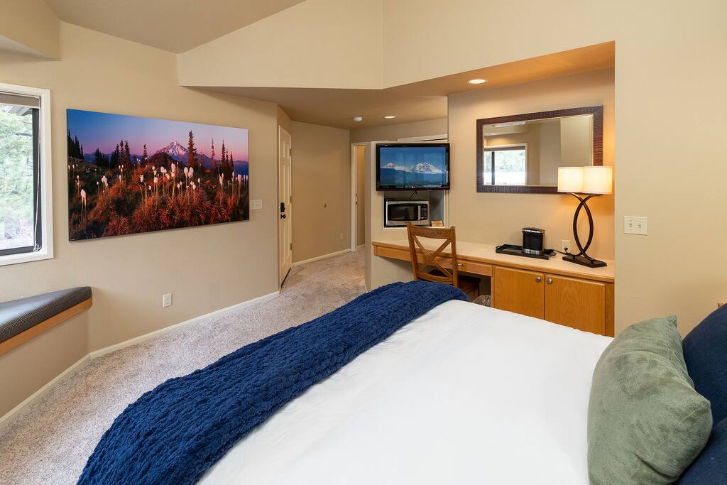 EV Charging*Private Hot tub*New Decor*