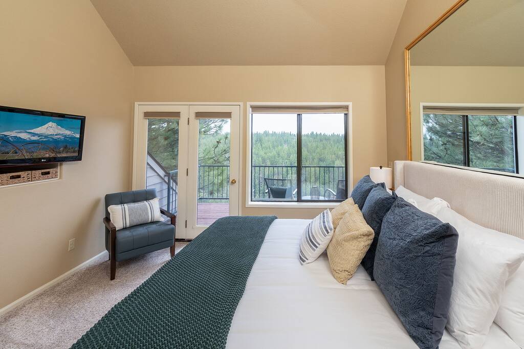 EV Charging*Private Hot tub*New Decor*