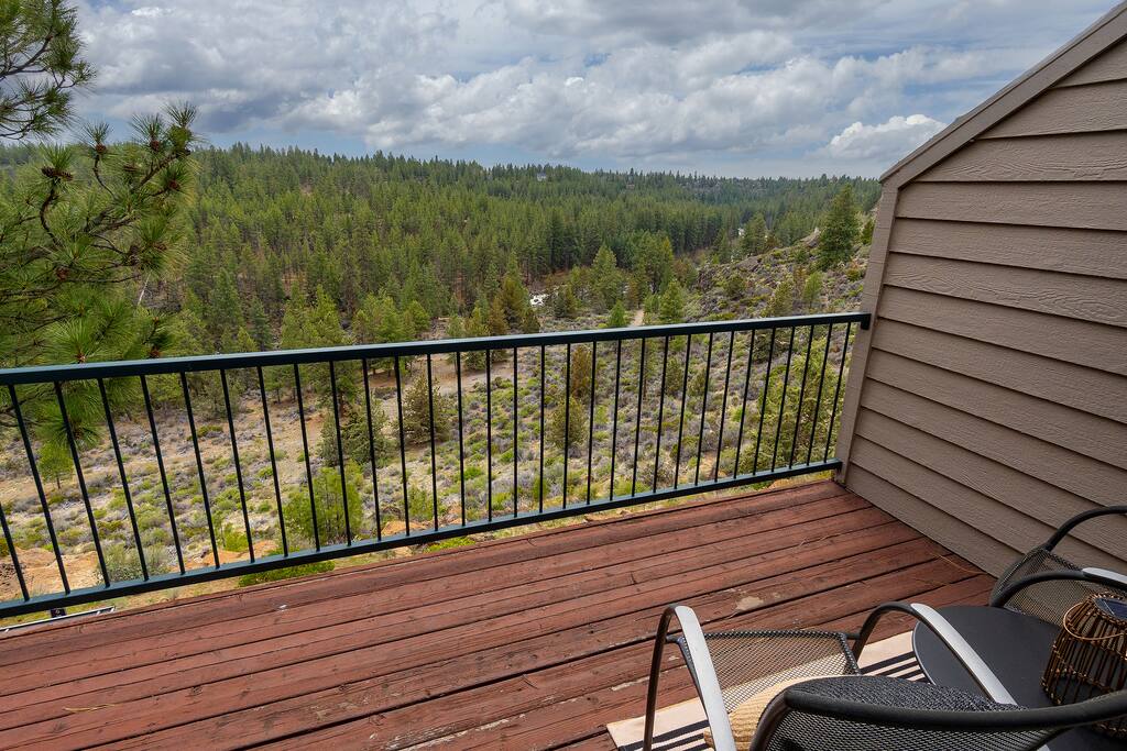 EV Charging*Private Hot tub*New Decor*