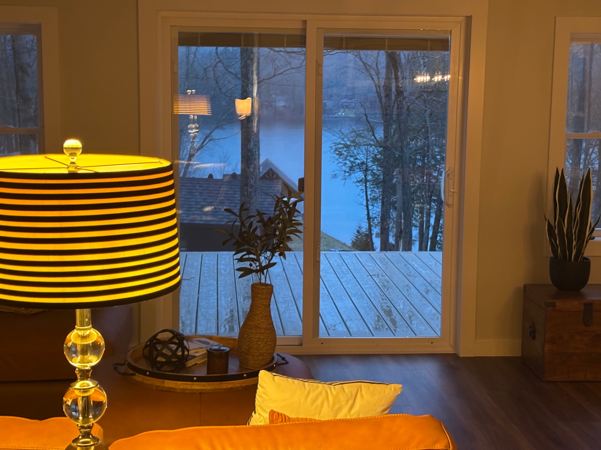 cottage-with-lake-views/