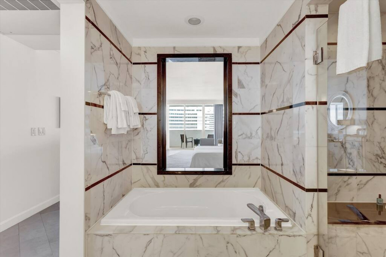 New Listing - Fontainebleau Sorrento Junior Suite