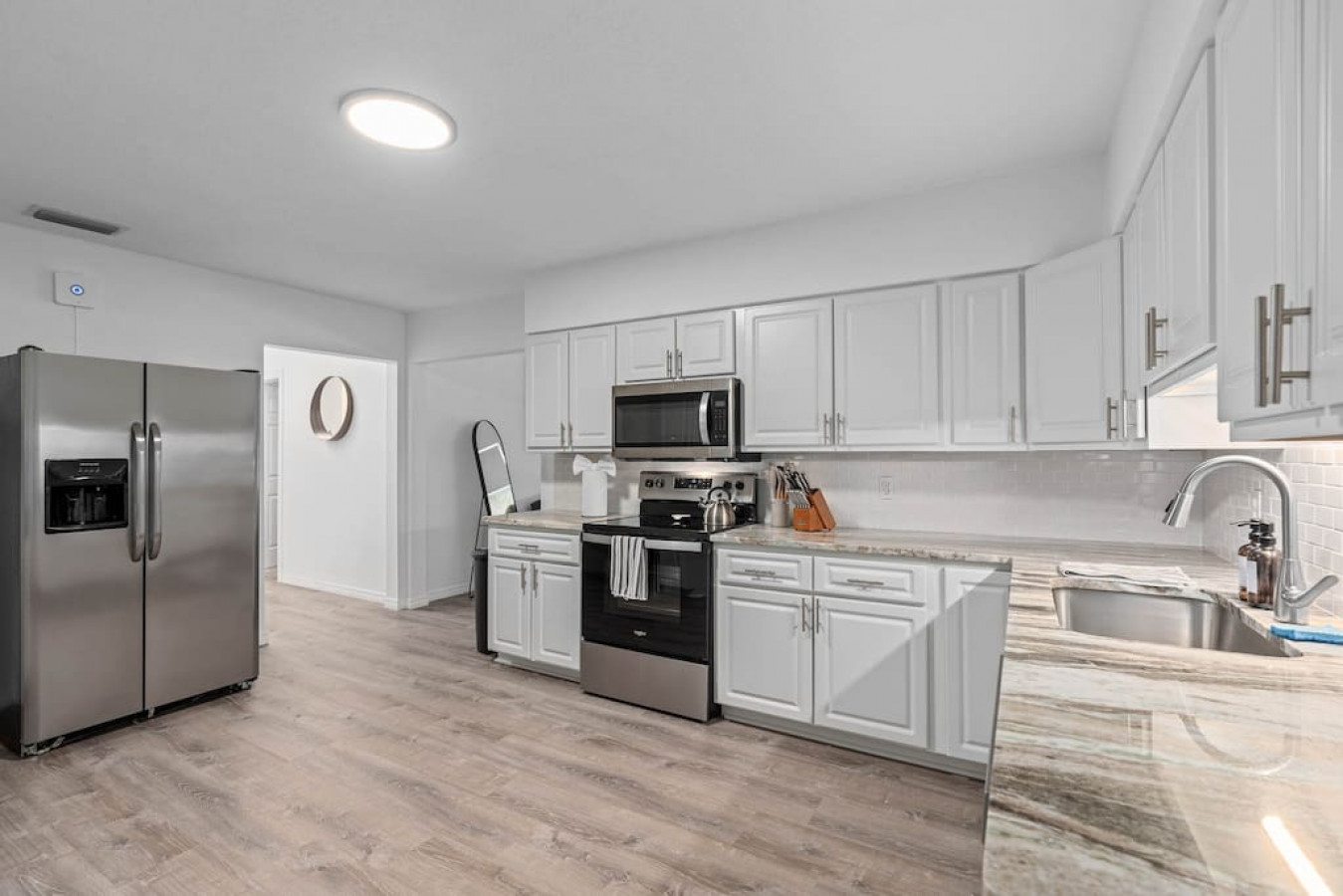 Gorgeous Mount Dora Haven: Stylish 3BR Retreat