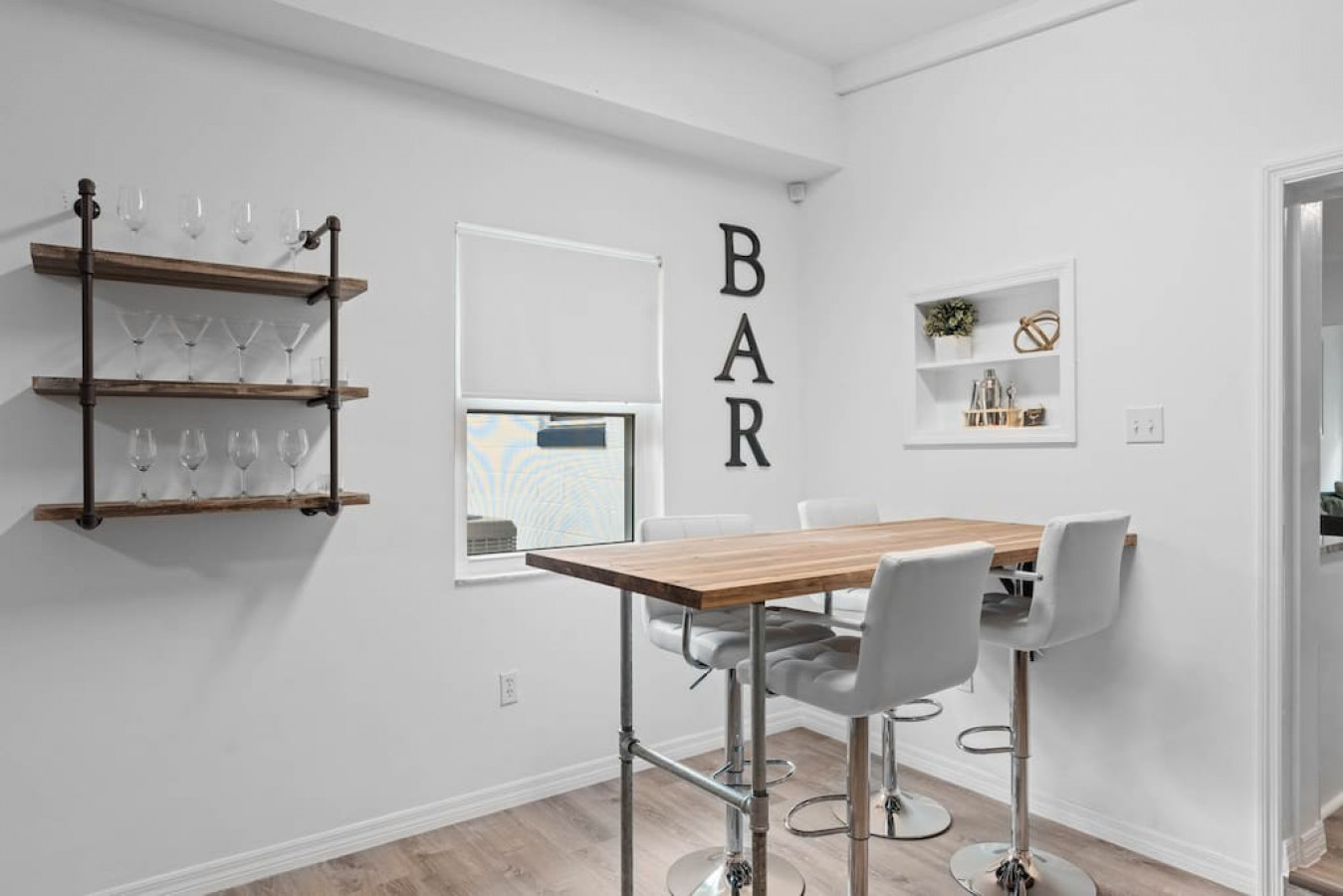 Gorgeous Mount Dora Haven: Stylish 3BR Retreat