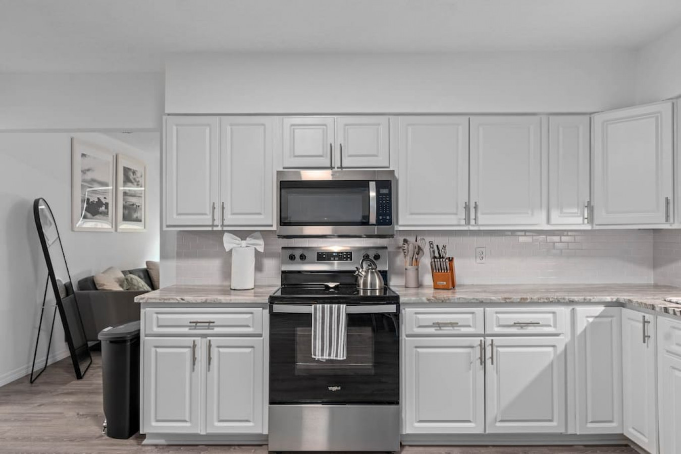 Gorgeous Mount Dora Haven: Stylish 3BR Retreat