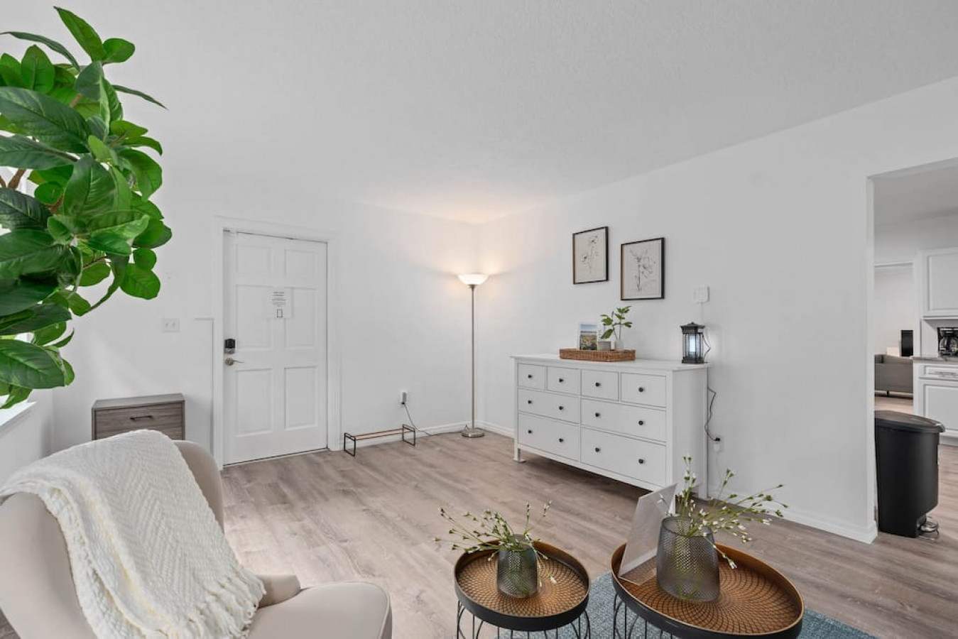 Gorgeous Mount Dora Haven: Stylish 3BR Retreat