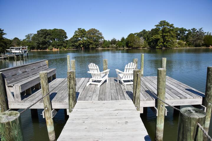Private dock