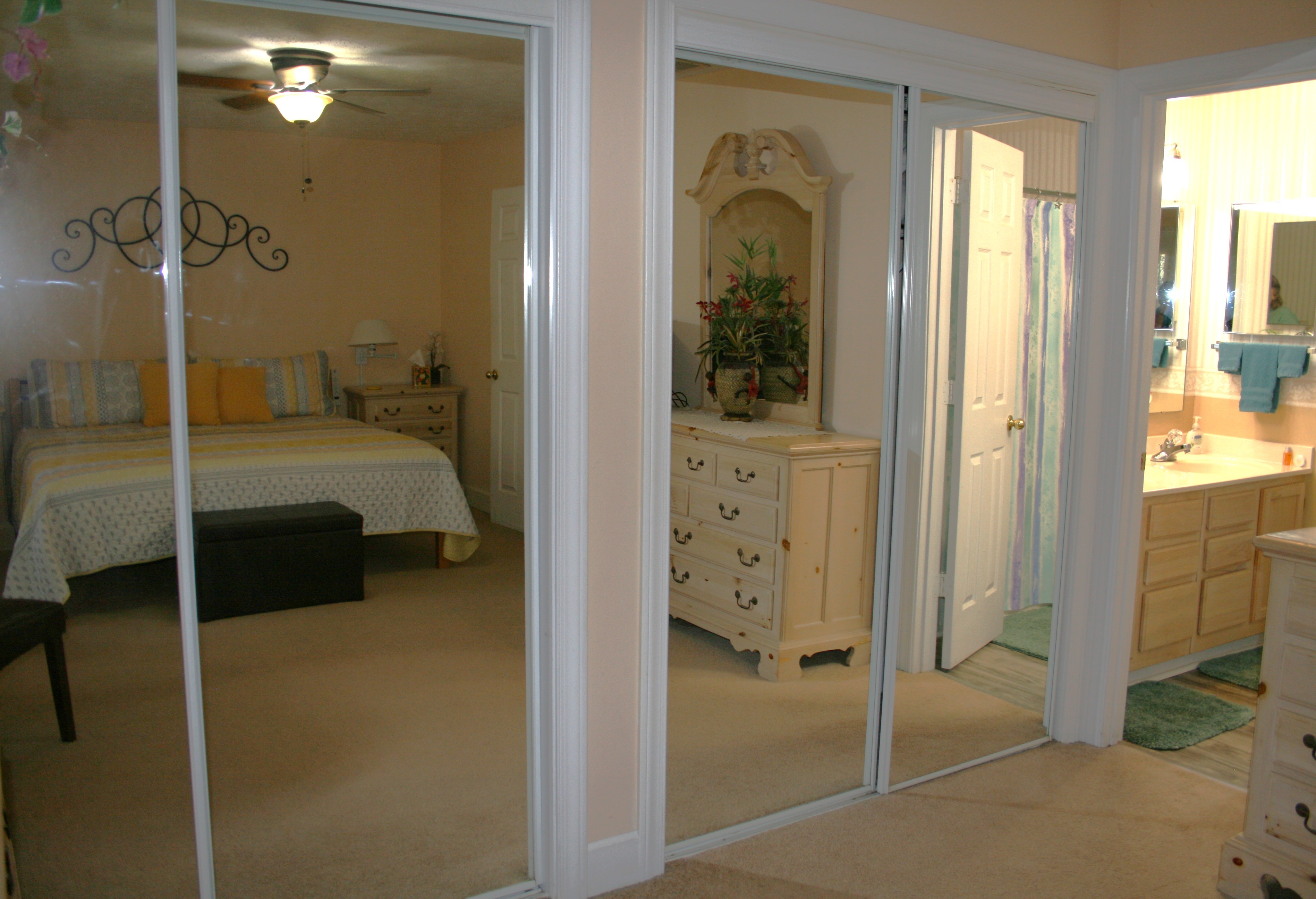 located-in-downtown-helen-with-gorgeous-mtn-views/