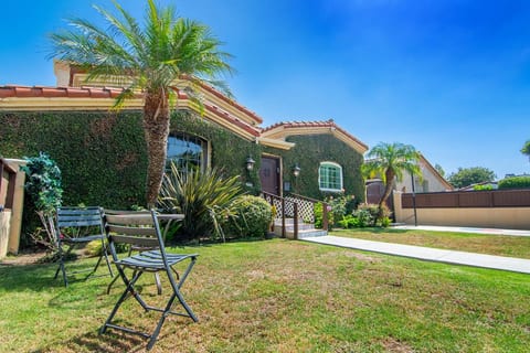 6BR LA Home with Large Backyard