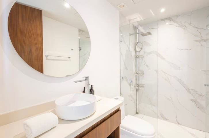 luxury-penthouse-with-private-pool-and-grill-area/