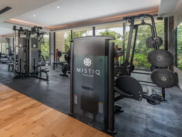 luxury-penthouse-with-private-pool-and-grill-area/