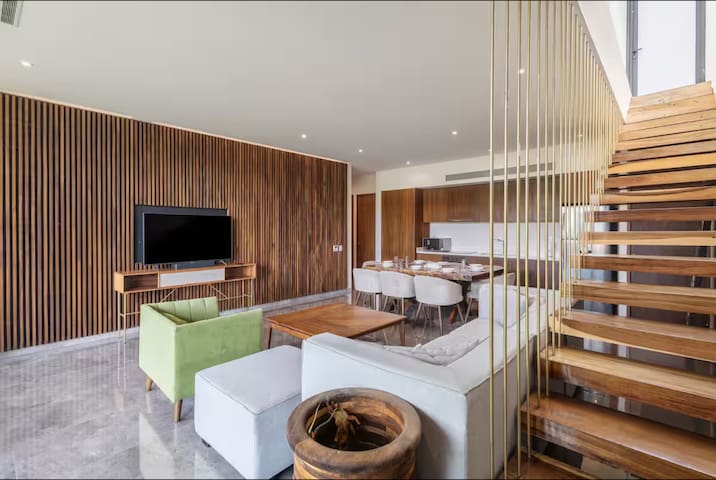 luxury-penthouse-with-private-pool-and-grill-area/