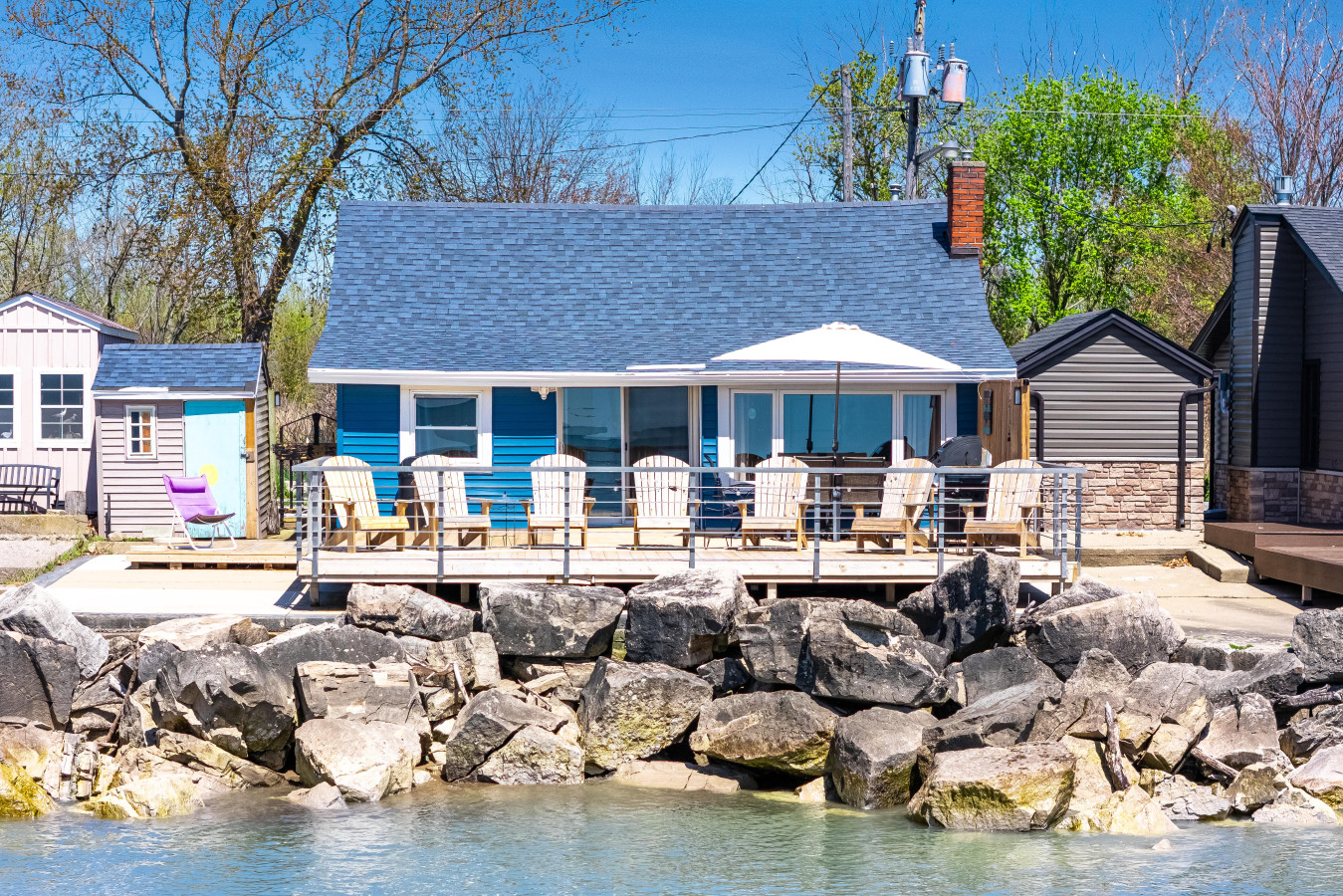 wilmac-lakehouse-in-wine-country/