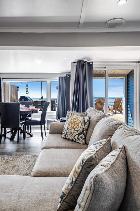 WilMac Lakefront in Wine Country