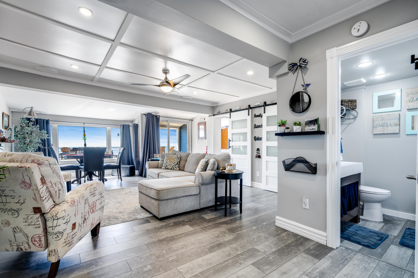 wilmac-lakehouse-in-wine-country/