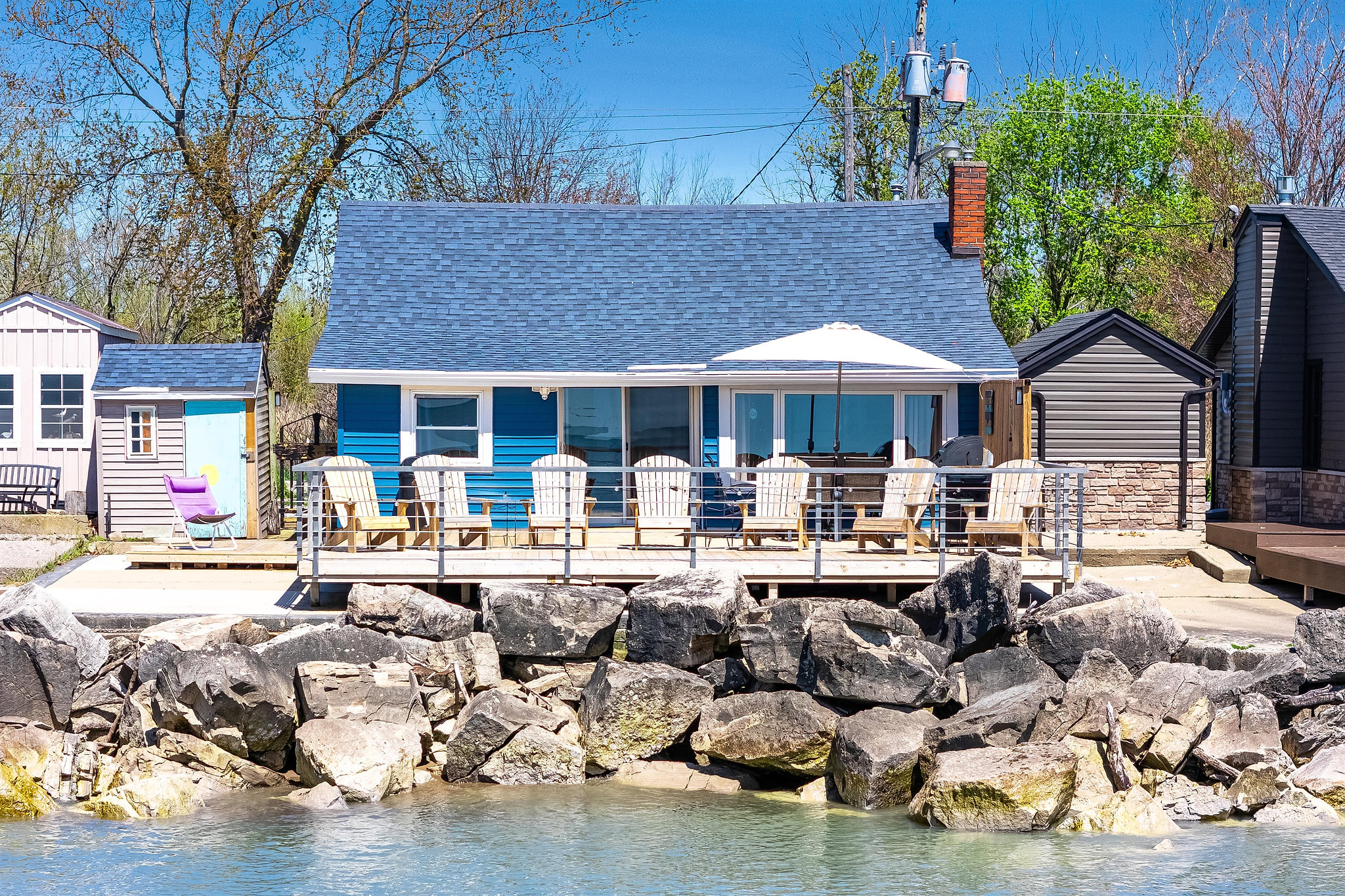 WilMac Lakefront in Wine Country