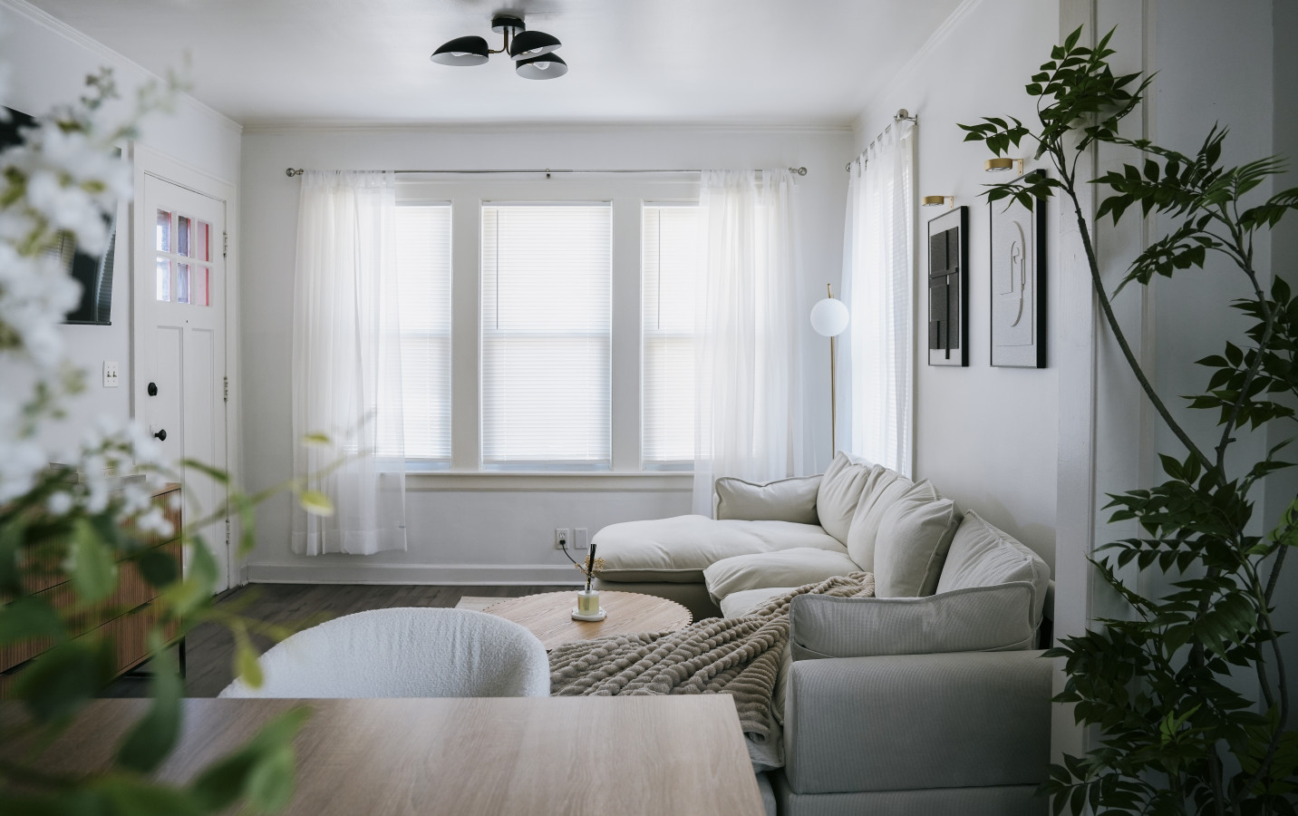 theater-*-game-room-*-gym-*-firepit-*-4br-home/