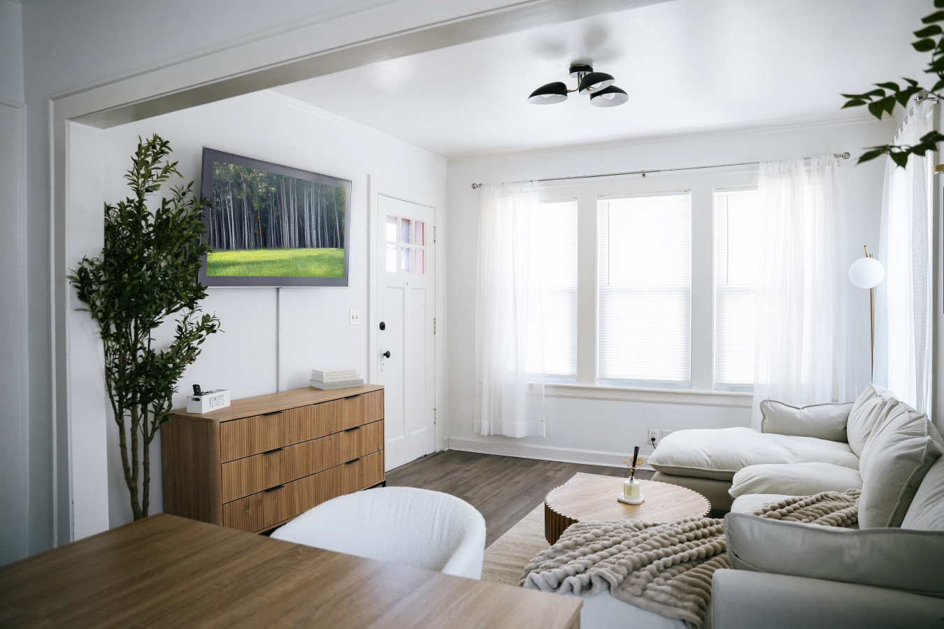 theater-*-game-room-*-gym-*-firepit-*-4br-home/